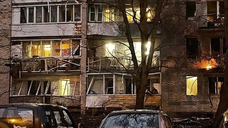 После ЧП в Красногвардейском районе Санкт-Петербурга за помощью к медикам обратились 6 человек