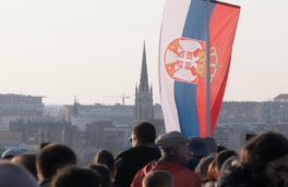 Массовый митинг против НАТО начался в Белграде