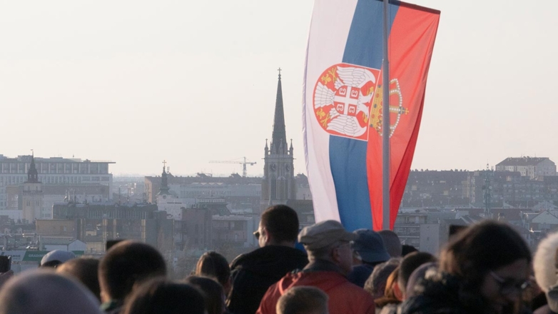 Массовый митинг против НАТО начался в Белграде