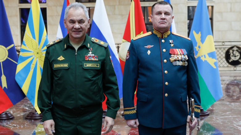 Генерала Мордвичева удостоили высшей награды России за взятие Авдеевки