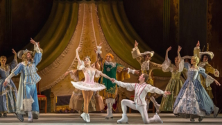Балеты на льду "Щелкунчик" и "Спящая красавица" покажут на сцене Зеленого театра ВДНХ
