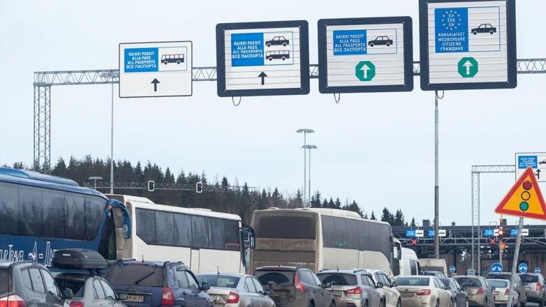 В Финляндии решили оставить дорожные указатели с упоминанием Петербурга
