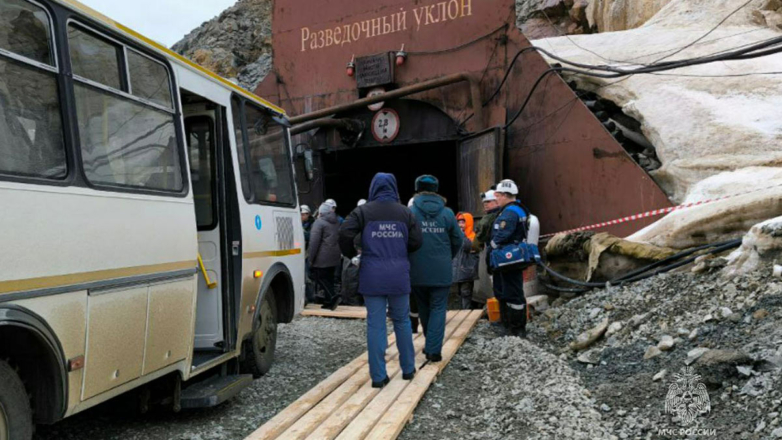 Суд арестовал главного инженера рудника "Пионер" и двух сотрудников Ростехнадзора