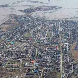 Путин дал поручения правительству РФ по ликвидации последствий паводков в регионах