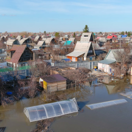 Число подтопленных паводком жилых домов в России сократилось до 15 тысяч