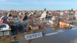 Число подтопленных паводком жилых домов в России сократилось до 15 тысяч