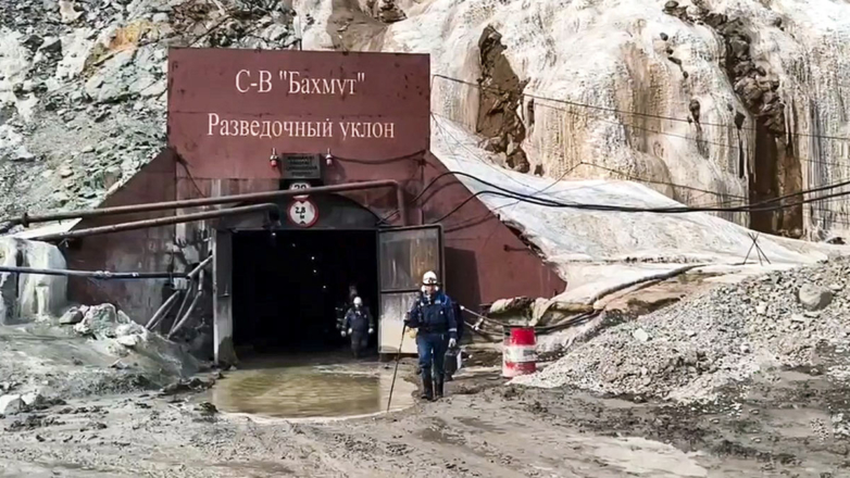 Поисково-спасательные работы на руднике 