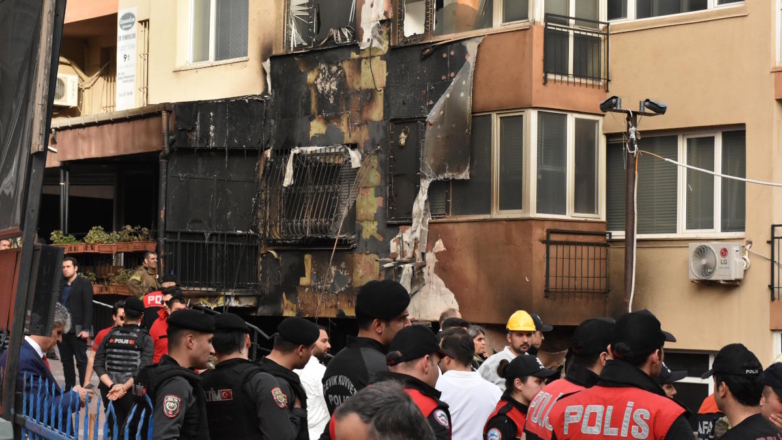 Последствия пожара в ночном клубе Стамбула