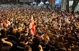 Против митингующих в Тбилиси применен перцовый газ