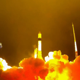 Шойгу сообщил, когда планируется начать испытания модернизированной ракеты "Рокот"