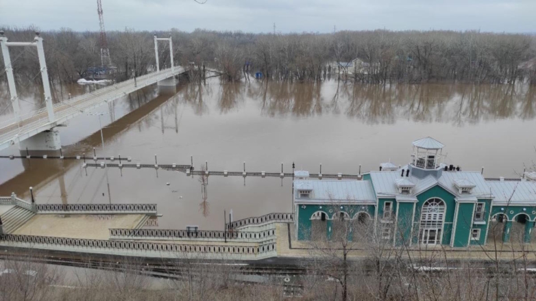 Мэр Оренбурга сообщил о резком повышении уровня воды в Урале