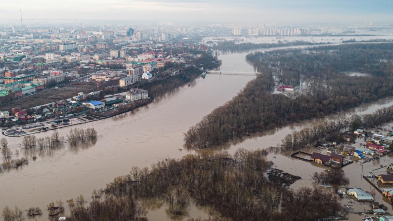 Уровень воды в реке Урал в Оренбурге достиг 1129 см