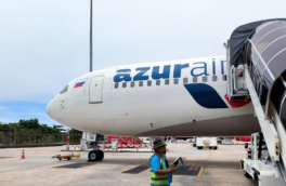 Следовавший в Сочи самолет задымился в таиландском аэропорту