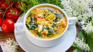 30 минут на кухне: весенний суп из черемши