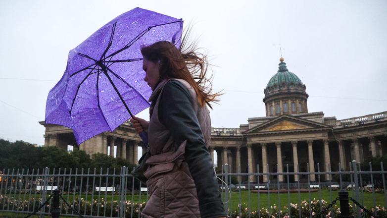 В Санкт-Петербурге объявили "желтый" уровень погодной опасности из-за сильного ветра