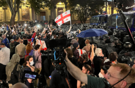 В Тбилиси во время акции протеста против закона об иноагентах задержали 63 человека