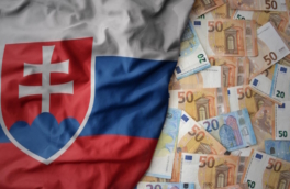 СМИ: жители Словакии собрали деньги на 2,7 тыс. снарядов для Украины