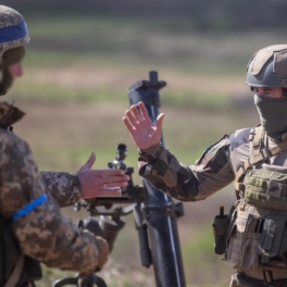 СМИ: в Минобороны Франции прорабатывают отправку военных инструкторов на Украину