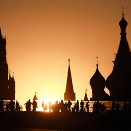 Жителей Москвы предупредили о сильной жаре в ближайшие 3 дня
