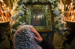 Патриарх Кирилл передал Казанскую икону в храм Христа Спасителя