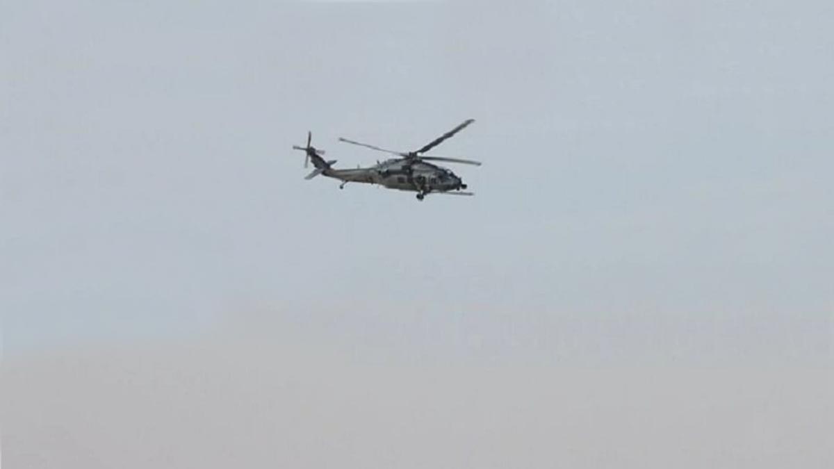 Четыре спасательные группы подошли к предполагаемому месту ЧП с вертолетом президента Ирана