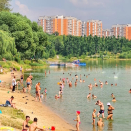Купальный сезон продолжится: в последние июльские выходные в Москве будет до +28°C