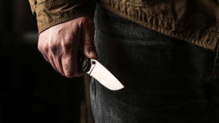 В Швейцарии мужчина с ножом ранил нескольких прохожих