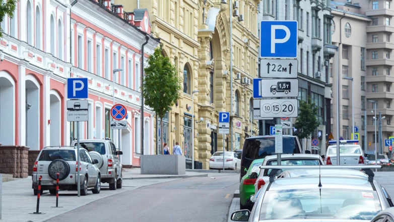 Парковка в Москве будет бесплатной с 9 по 11 мая