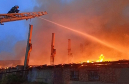 В Смоленске произошел крупный пожар на заводе