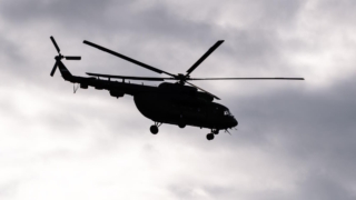 В Мурманской области аварийно сел вертолет Ми-8