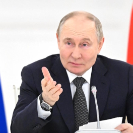 Путин: все чиновники должны чувствовать себя мобилизованными