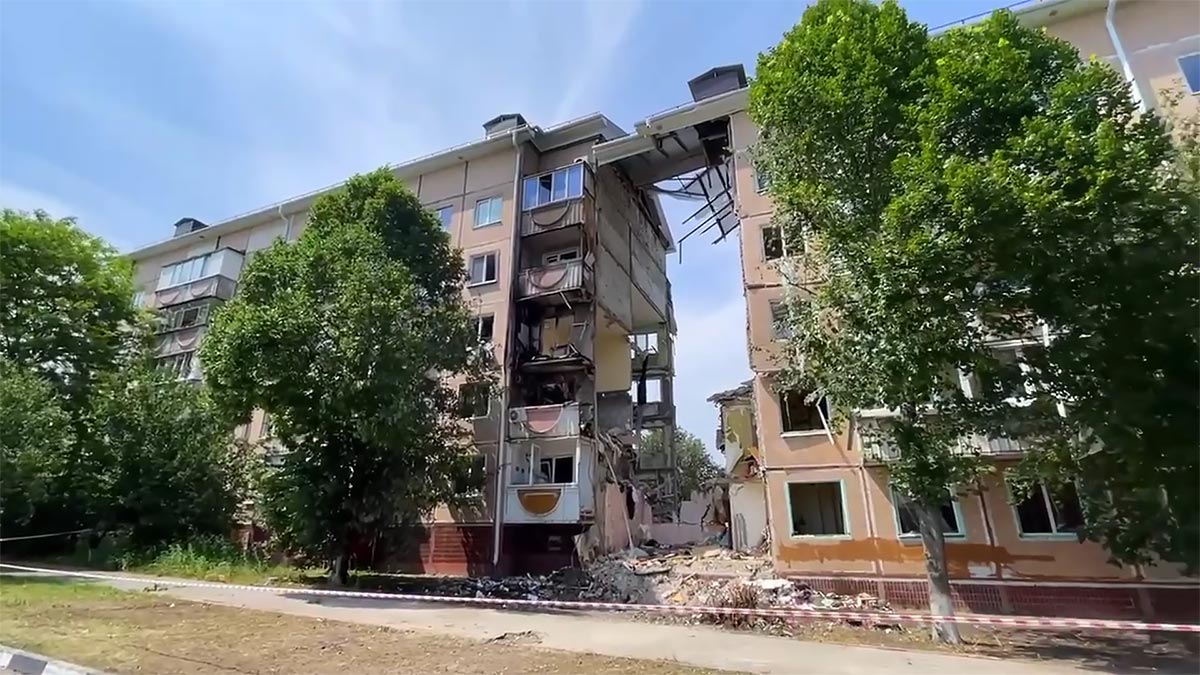 Гладков: поврежденную из-за атаки ВСУ часть дома в Шебекине не восстановить