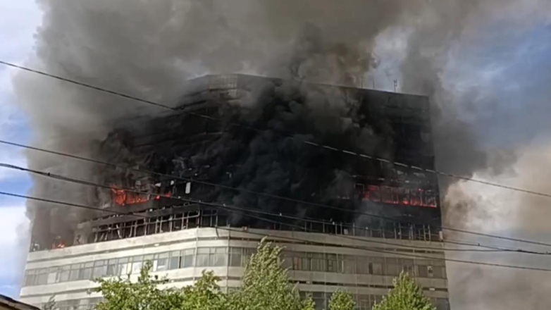 Пожар в здании во Фрязино