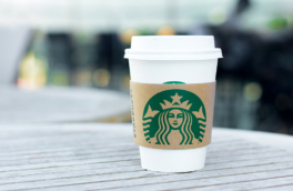 Роспатент: Starbucks подал восемь заявок на регистрацию товарных знаков в России
