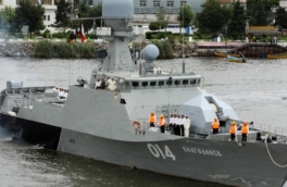 Российские военные корабли покинули Азербайджан после неофициального визита