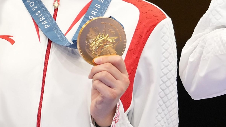 Золотая медаль ОИ 2024.