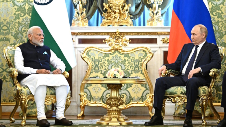 РФ и Индия подписали 9 документов в ходе визита Моди в Москву