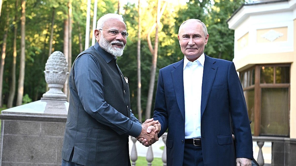 В разговоре с Путиным Моди назвал Индию матерью демократии