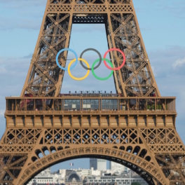 Мужские соревнования по триатлону на Играх в Париже перенесли из-за грязной воды в Сене