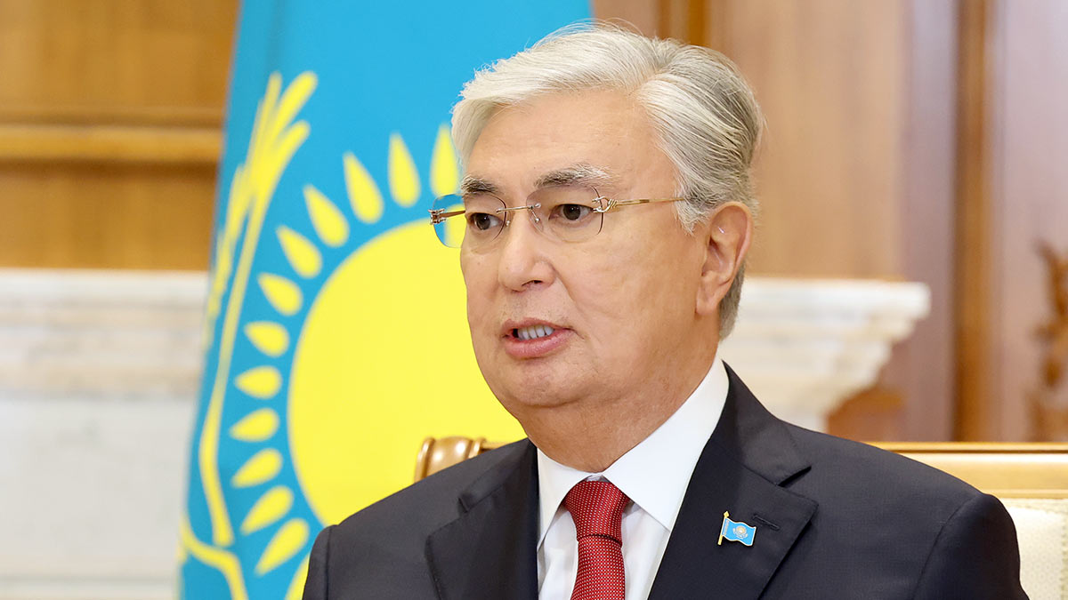В Казахстане под страхом увольнения запретили госслужащим участвовать в азартных играх