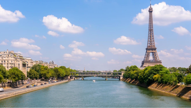 Река Сена в Париже