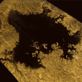 Ученые нашли общие черты между реками и морями на Земле и Титане