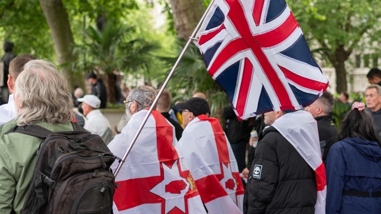 Британская правая организация English Defence League.