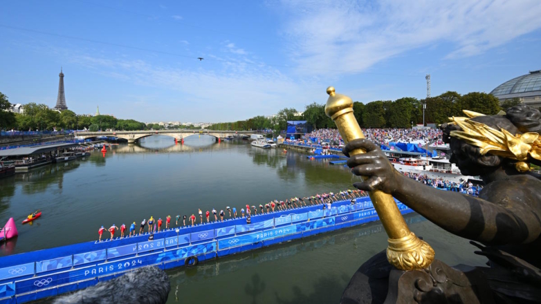 Река Сена в Париже