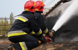 На западе Украины вспыхнул масштабный пожар на объекте инфраструктуры