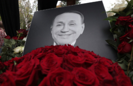 Разгромивший могилу Маслякова оказался инвалидом с детства