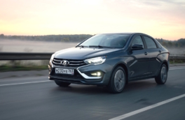 Новая версия Lada Vesta получила 1,6-литровый двигатель и автоматическую коробку передач