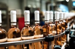 Импорт вина из ЕС в Россию упал до девятилетнего минимума