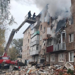 Трое погибших, частичное обрушение и пожар: что известно о взрыве газа в доме в Тамбовской области