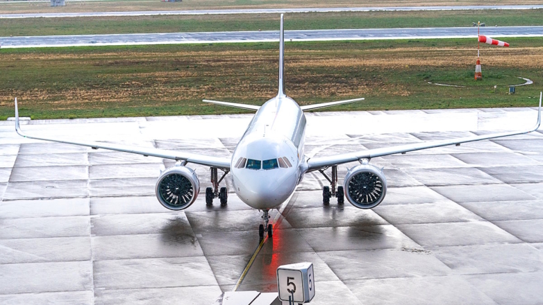 Самолёт Airbus A320neo